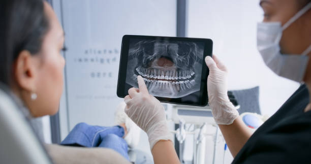 Licensed Tooth Extraction service in Vamo, FL - Smile Center Dentistry